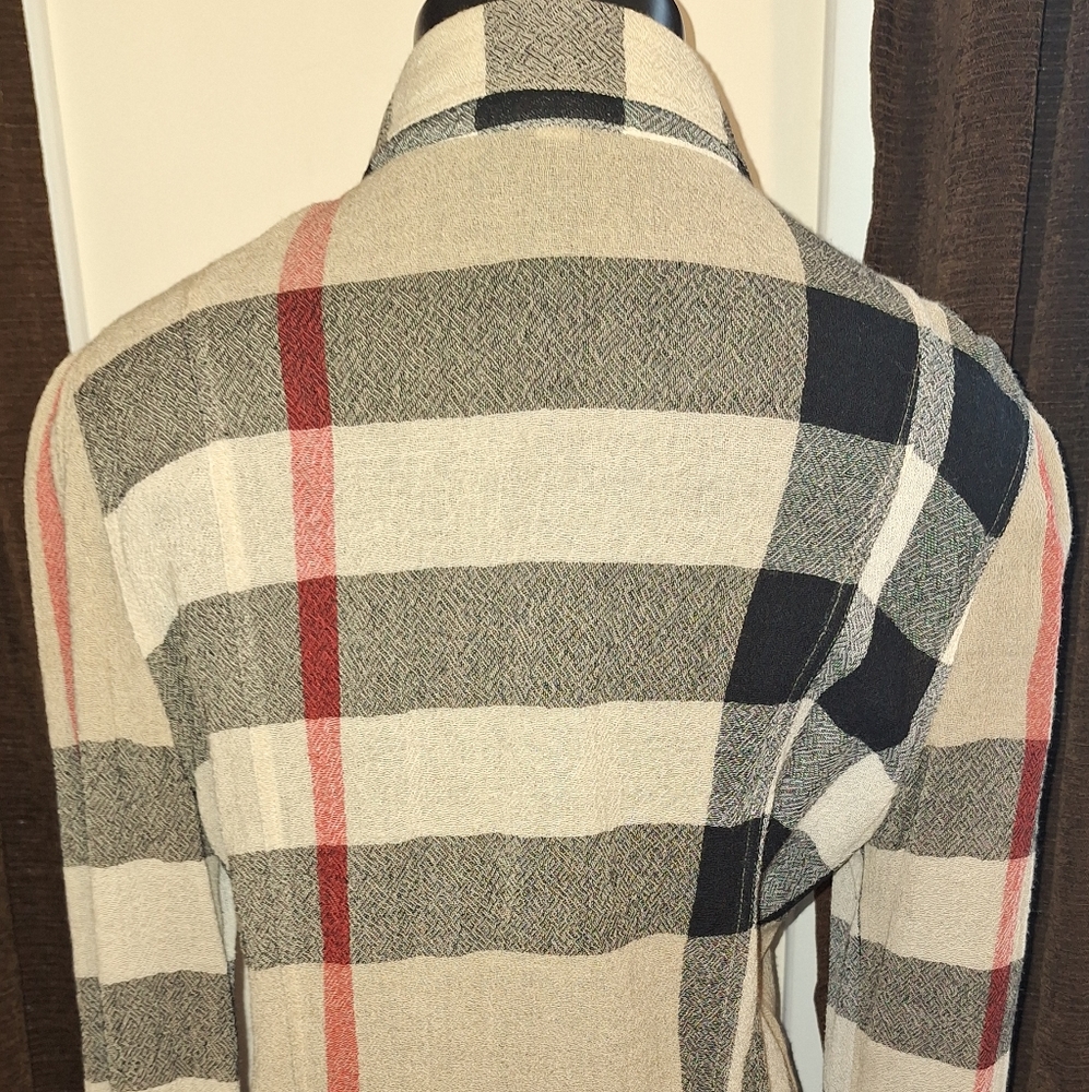 Authenic Womens Burberry Blouse - Picture 2 of 5